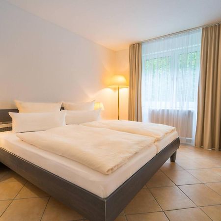 Airporthotel Residenz Steinenbronn Bagian luar foto