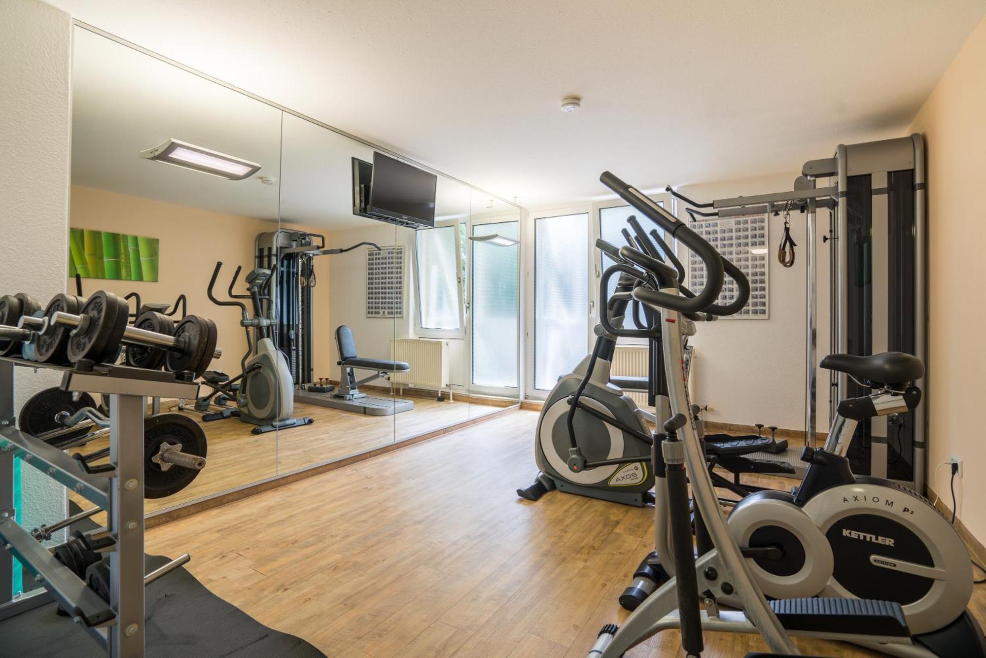 Airporthotel Residenz Steinenbronn Bagian luar foto