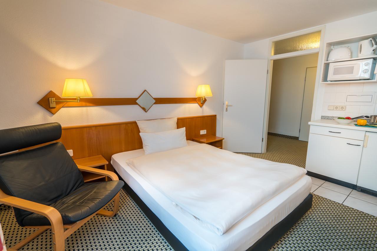 Airporthotel Residenz Steinenbronn Ruang foto